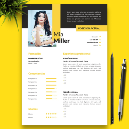 Currículum Mia Miller - 01 - Presentación